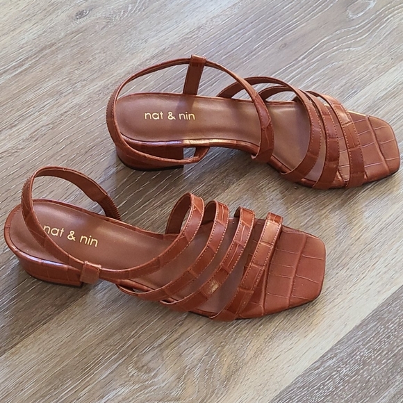 Nat and Nin Sandal Strappy Heels - Picture 8 of 9